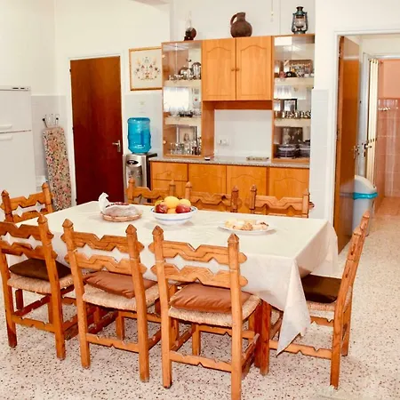 Ithaca Semesterbostad Larnaca